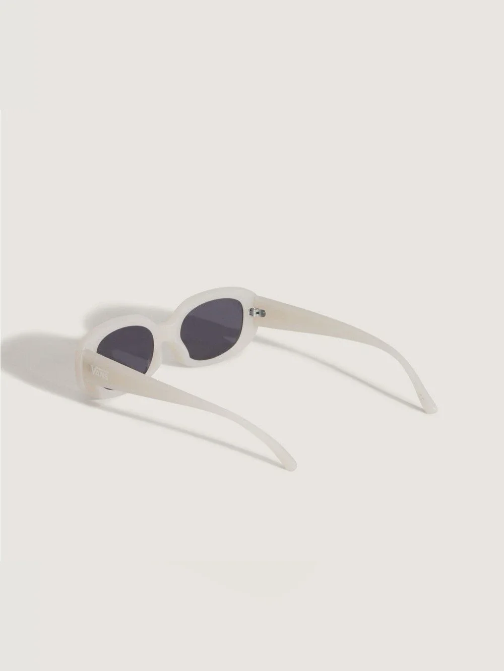 Vans Wheeling Sunglasses *NWT*